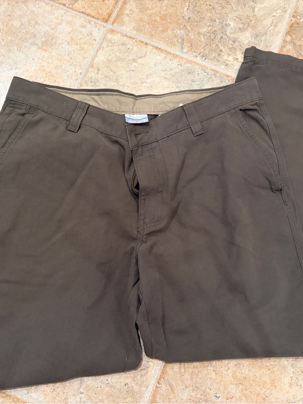 Columbia Casual Pants - Versatile Everyday Wear